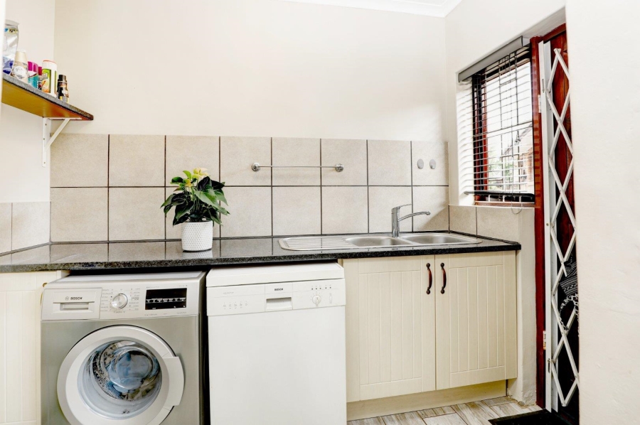 6 Bedroom Property for Sale in De Tijger Western Cape